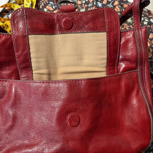 Vintage RARE Frye Red Studded Whipstitch Leather Shoulder Crossbody NWOT - Picture 5 of 15